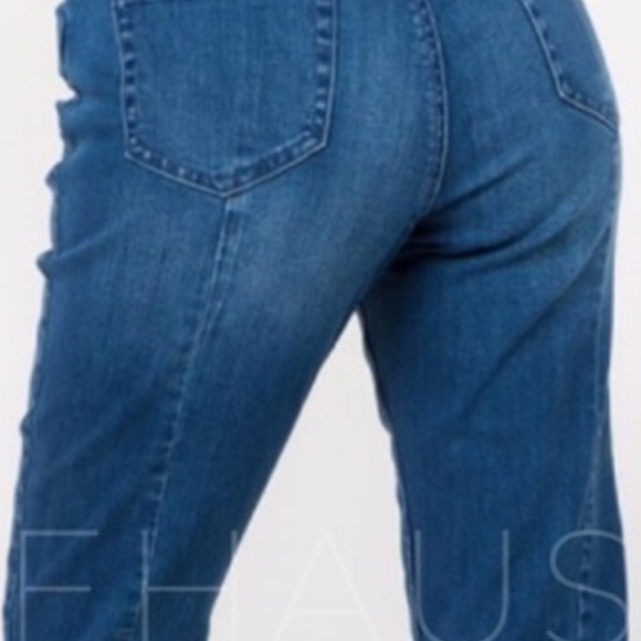 🚨LAST PAIR🚨COMFY Laced Up Crop Jeans🌸 - Picture 5 of 6